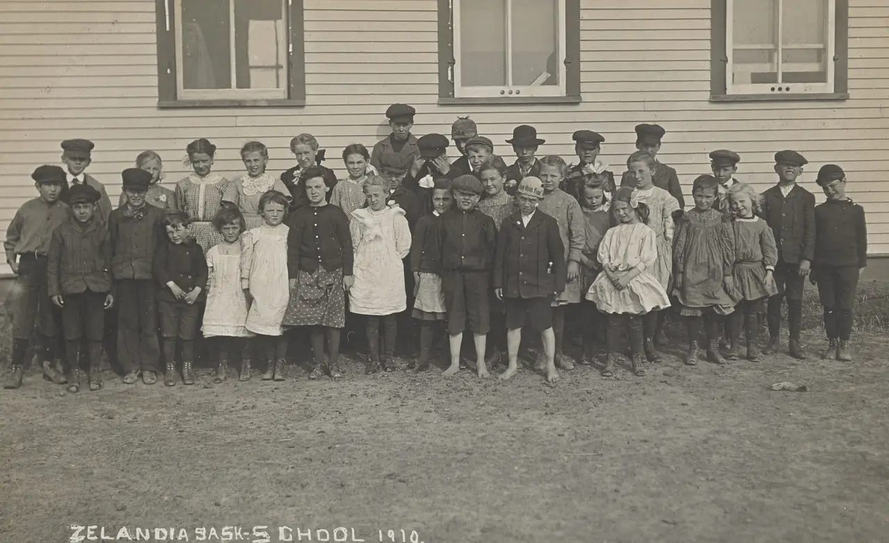 Zealandia School children, 1910